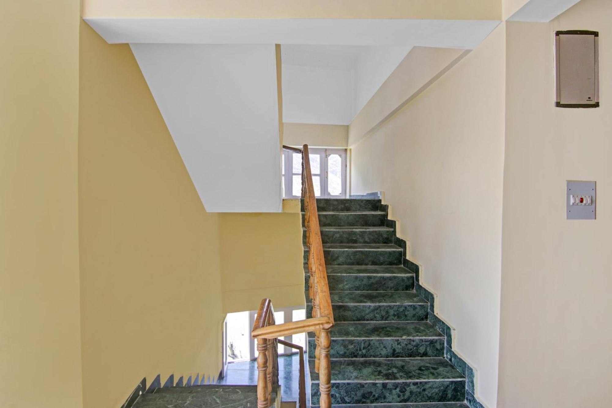 Hotel O Keylong Inn มะนาลี ภายนอก รูปภาพ
